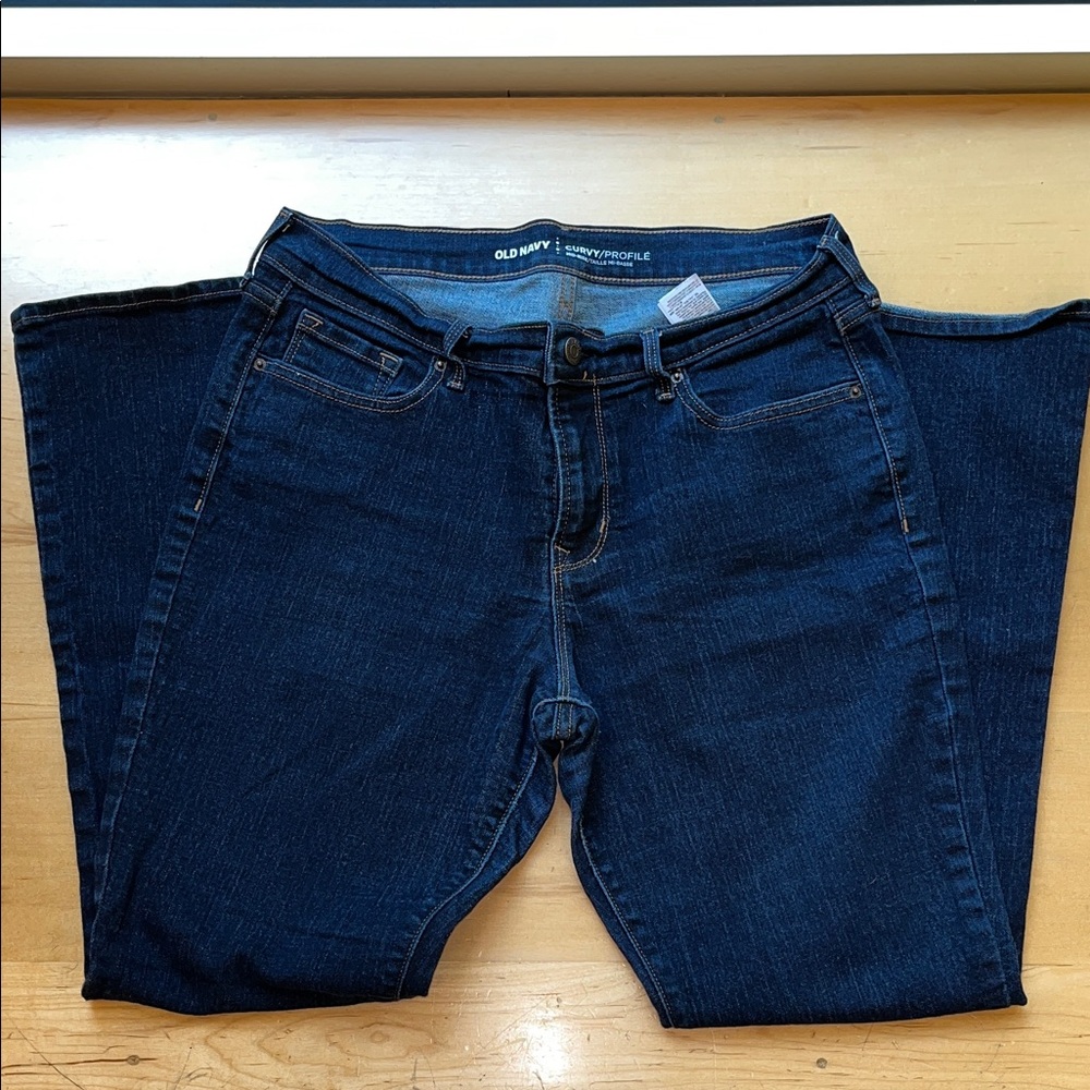 Old Navy Women’s Dark Indigo Straight-Leg Jeans
